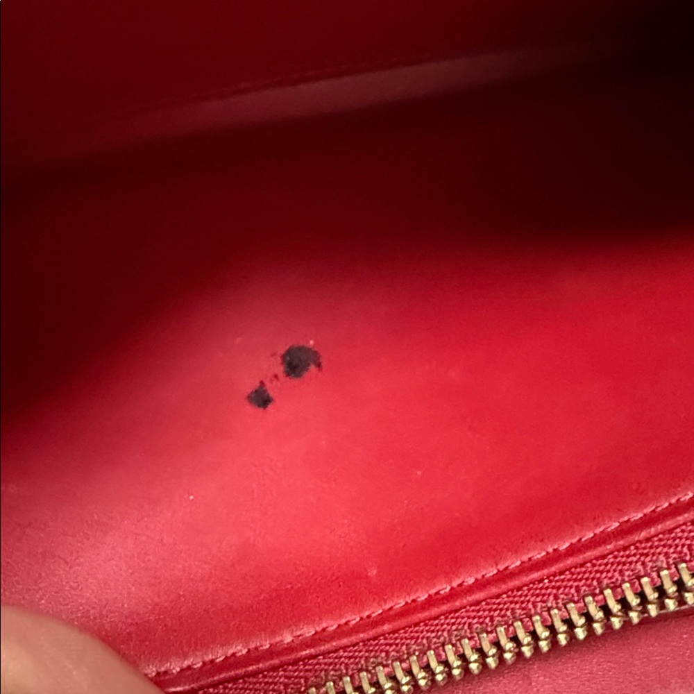 AUTHENTIC Louis Vuitton Shiny Red Monogram Wallet - Picture 4 of 9